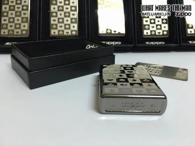 Bật Lửa Zippo 29082 - Suits Black Ice, Phong Cách Cá Tính, Quà Tặng Độc Đáo Cho Người Sưu Tập