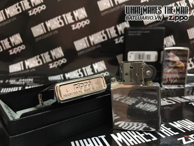 Zippo 28652 - Bật Lửa Chrome Chải Hình Quốc Kỳ Đại Bàng - Quà Tặng Phong Cách Mỹ Thể Thao