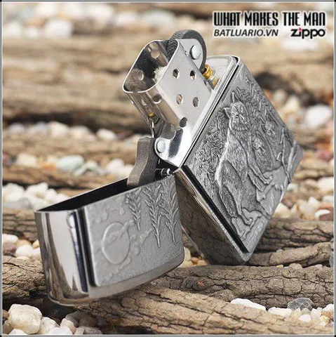 Bật Lửa Zippo 20855 - Bật Lửa Chrome Chải Có Hình Biểu Tượng Timberwolves - Quà Tặng Fan Bóng Rổ Chính Hãng