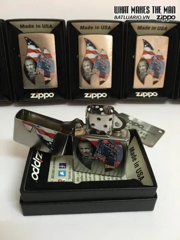 Zippo 29075 - Bình Lửa Collage Bằng Chrome Đánh Bóng - Quà Tặng Độc Đáo Cho Người Sưu Tập Zippo