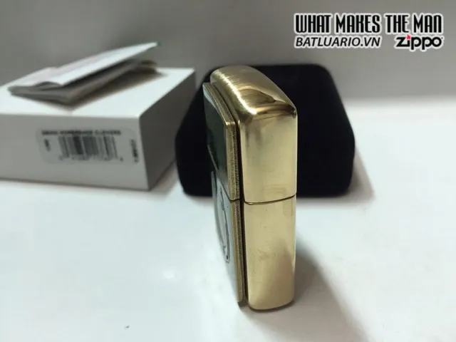 Zippo 29243 - Zippo Bật Lửa Hình Cỏ 4 Lá và Biểu Tượng Nhẫn Ngựa - Quà Tặng Yêu Thích cho Người Sưu Tập