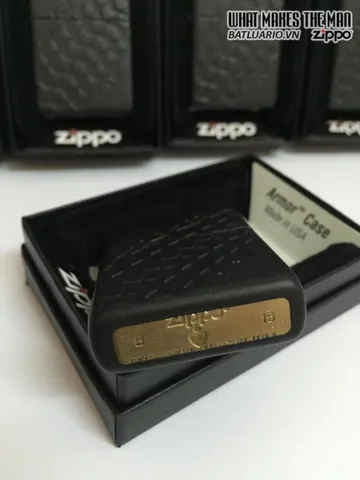 Zippo 28966 – Bật Lửa Chống Gió Đen Mờ Họa Tiết Lốp - Quà Tặng Thú Vị Cho Người Yêu Thích Xe Hơi