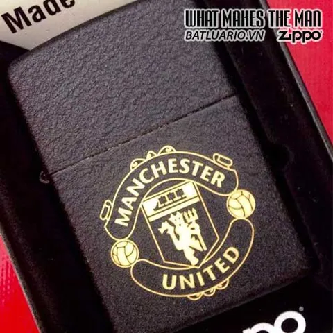 Zippo Khắc Logo Manchester United 12 - Quà Tặng Độc Đáo cho Cổ Động Viên Bóng Đá
