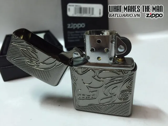 Zippo Armor 29230 - Zippo Khắc Sâu Đầu Lâu Bừng Lửa - Quà Tặng Thú Vị Cho Người Yêu Thích Đồ Khui Rượu