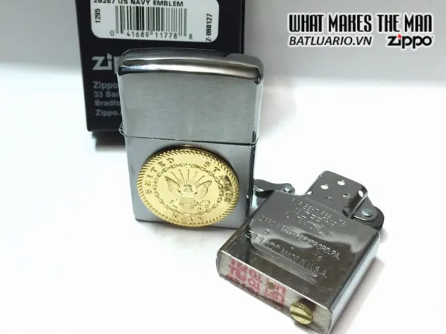 Zippo 29257 - Bộ Bật Lửa Huy Hiệu Hải Quân Mỹ - Quà Tặng Thú vị Cho Người Yêu Thích Vật Dụng Hải Quân