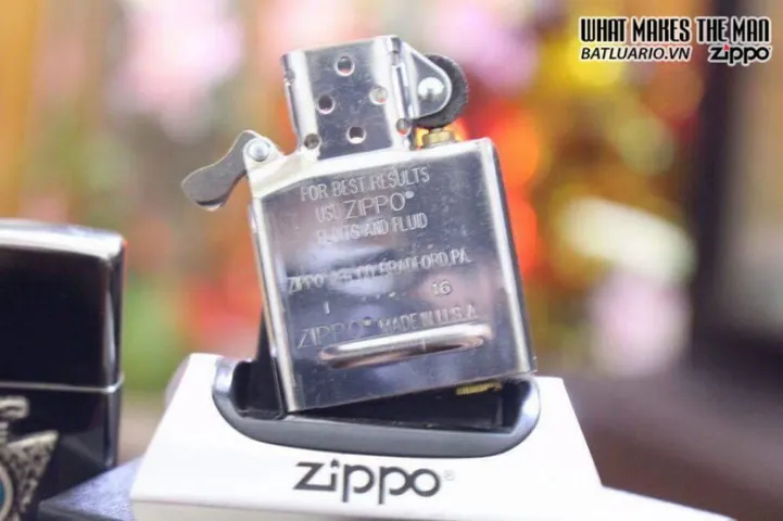Zippo Bật Lửa Họa Tiết Lông Ấn Độ - Quà Tặng Phong Cách Thổ Dân, Sưu Tầm Thú Vị cho Người Yêu Thích Văn Hóa