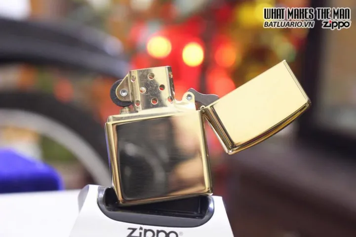 Zippo 169 Line Armor High Polish Brass - Bật Lửa Chất Lượng Cao, Quà Tặng Hoàn Hảo Cho Người Yêu Thích Sưu Tập
