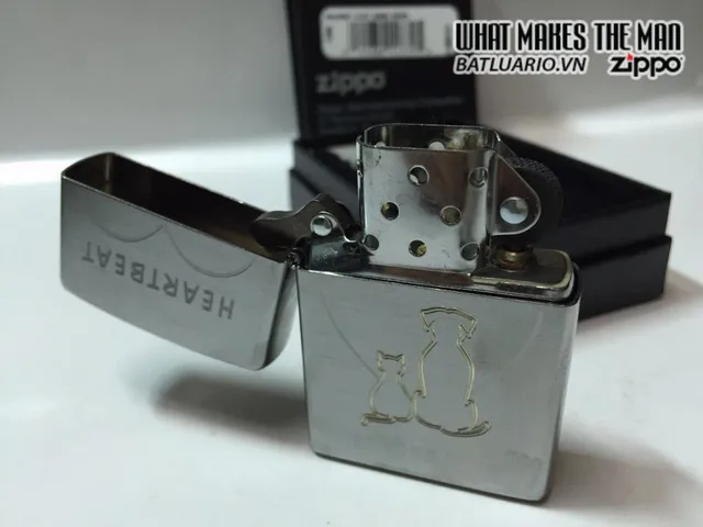 Zippo 29258 - Zippo Tim Đập Dưới Chân Bạn - Quà Tặng Độc Đáo Cho Người Yêu Thích Phong Cách Sống