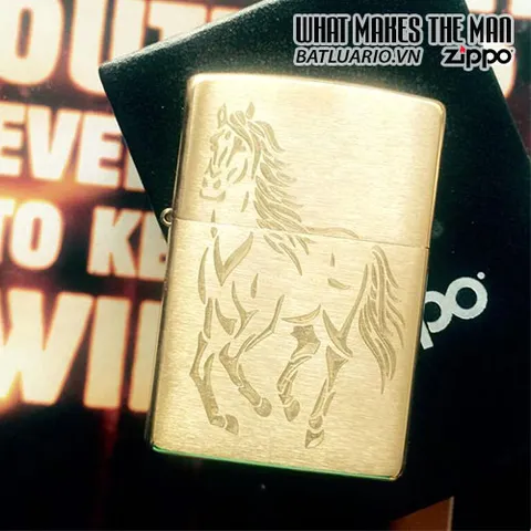 Zippo Khắc Ngựa 05 – Quà Tặng Độc Đáo Cho Người Yêu Thích Ngựa, Đồ Trang Trí Sang Trọng, Nhà Cửa & Đời Sống