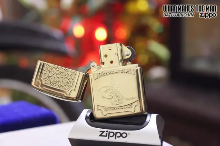 ZIPPO 169 Tugra Armor Bằng Đồng Đánh Bóng Cao - Bật Lửa Sang Trọng, Quà Tặng Lý Tưởng cho Người Yêu Thích Hàng Hiệu