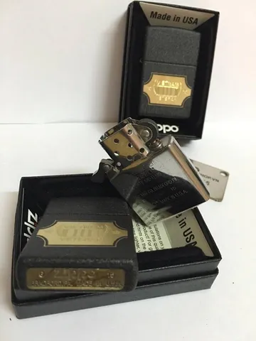 Zippo 28875 – Lighter Crackle Đen Chiến Tranh Việt Nam – Quà Tặng Cao Cấp, Đồ Chơi Sưu Tập Vintage