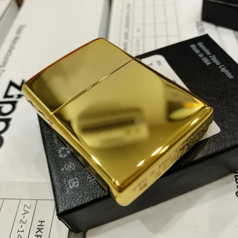 Bật Lửa Zippo Kỷ Niệm 88 Năm - Phiên Bản Mạ Vàng High Polish Đặc Biệt Chỉ Dành Cho Châu Á - Quà Tặng Sang Trọng Cho Người Yêu Thích Zippo