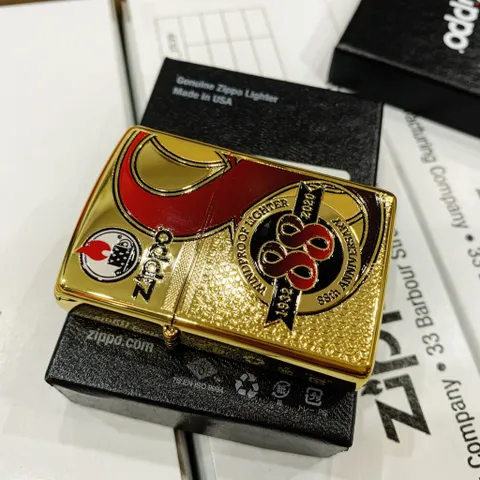 Bật Lửa Zippo Kỷ Niệm 88 Năm - Phiên Bản Mạ Vàng High Polish Đặc Biệt Chỉ Dành Cho Châu Á - Quà Tặng Sang Trọng Cho Người Yêu Thích Zippo