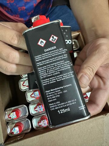 Combo phụ kiện Zippo chính hãng Mỹ - 1 chai xăng, 1 vỉ đá lửa, 1 vỉ bấc - An toàn, hiệu quả, kéo dài tuổi thọ sản phẩm