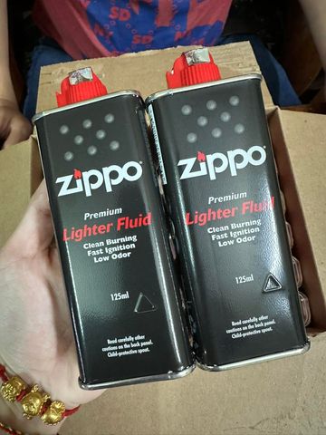 Combo 2 chai xăng Zippo chính hãng 125ml - Phụ kiện chống gió an toàn cho bật lửa Zippo, hàng nhập khẩu từ Mỹ