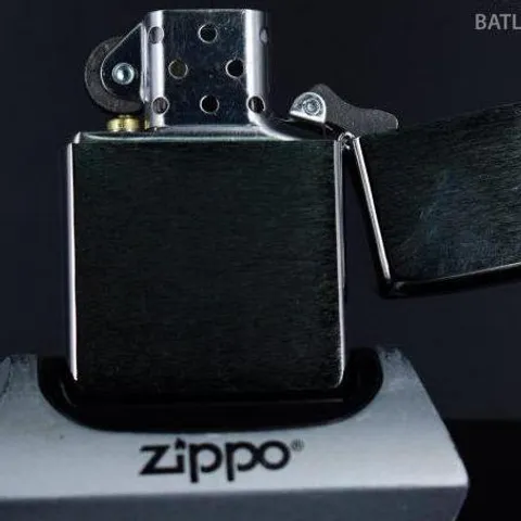 Bật Lửa Zippo 200 The Caribbean - Thiết Kế Độc Đáo, Đồ Gỗ Chất Lượng, Quà Tặng Ý Nghĩa Cho Người Yêu Thích Hải Tặc