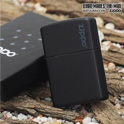 Bật Lửa Zippo 218ZL Đen Mờ - Hộp Quẹt Chính Hãng với Logo Zippo, Thiết Kế Sang Trọng và Bền Bỉ, Quà Tặng Hoàn Hảo