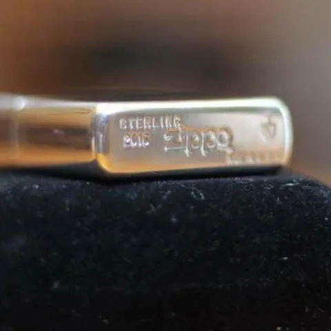 Bật lửa Zippo 26 - Bật Lửa Armor Bạc Nguyên Khối Đánh Bóng Cao - Quà Tặng Sang Trọng cho Người Yêu Bật Lửa