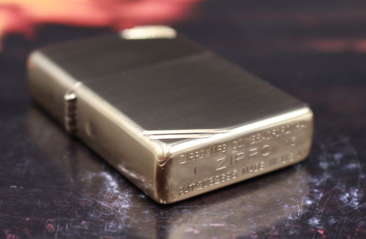 Bật Lửa Zippo Vintage Đồng Vàng Bóng 270 - Thiết Kế Cổ Điển, Bảo Hành Trọn Đời, Quà Tặng Độc Đáo cho Người Sành Điệu