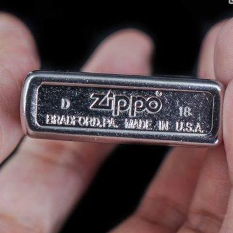 Bật Lửa Zippo 207 Chính Hãng Mỹ - Chrome Nhám Xước Bụi - Quà Tặng Độc Đáo Cho Người Yêu Thích Zippo