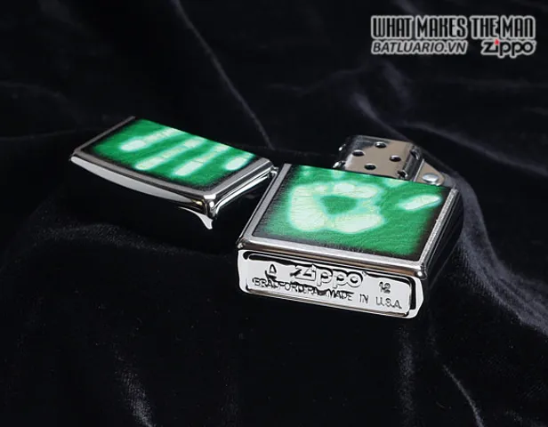 Bật Lửa Zippo 28283 - Bật Lửa Brushed Chrome Họa Tiết Bàn Tay Độc Đáo, Quà Tặng Cho Ai Yêu Thích Zippo