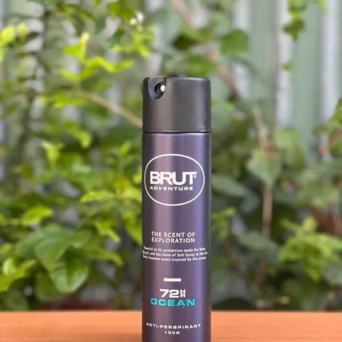 Xịt Khử Mùi Nam Brut The Scent of Exploration 72h - Hương Biển Tươi Mát, Dễ Dàng Sử Dụng, Khử Mùi Hiệu Quả