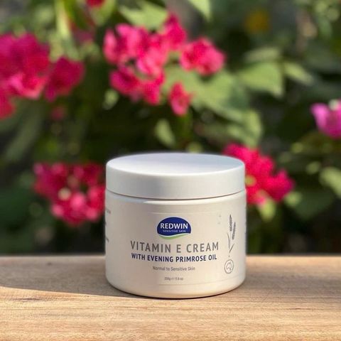 Kem Dưỡng Da Redwin Vitamin E & Dầu Hoa Anh Thảo 330g - Dưỡng Ẩm, Phục Hồi Da Khô, Thích Hợp Cho Da Nhạy Cảm, Sản Xuất Tại Úc