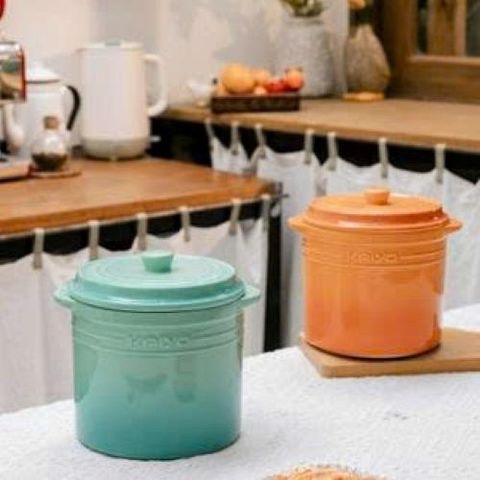 Hũ Gốm Sứ Muối Dưa Cà Rainbow Kaiyo 2L - Chất Liệu Ombre Độc Đáo, Thích Hợp Để Bảo Quản Thực Phẩm và Trang Trí Nhà Bếp