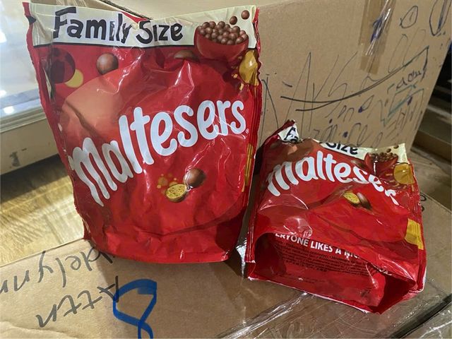 Maltesers Milk Chocolate Snack & Share Bag 273g – Ngọt ngào, Thơm ngon