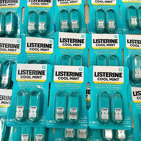 Xịt thơm miệng Listerine Cool Mint Pocketmist 7.7ml - Tiêu diệt vi trùng, hương bạc hà the mát, thiết kế nhỏ gọn, tiện lợi