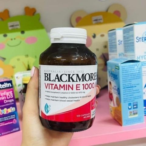 Viên uống Vitamin E 1000IU Blackmores 100 viên - Chống oxy hóa, bảo vệ da, cải thiện sức khỏe làn da hiệu quả