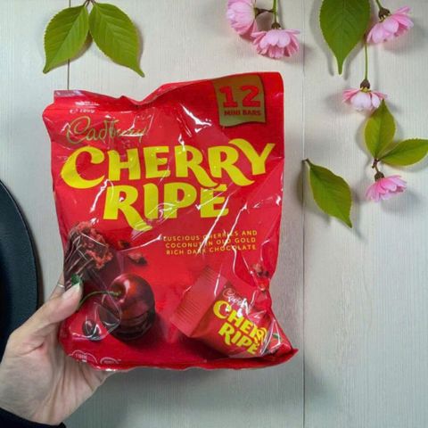 Hộp Sô Cô La Sữa Cadbury Mini 180g - 12 Thanh Nhỏ Ngon Miệng, Snack Tiện Lợi Cho Buổi Tiệc, Thích Hợp Mọi Dịp