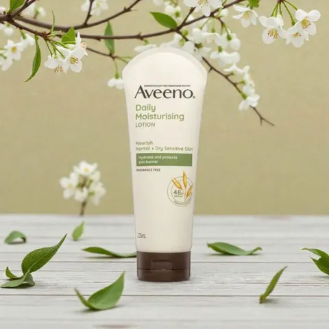 Kem Dưỡng Ẩm Aveeno 225mL - Lotion Không Mùi Dành Cho Da Nhạy Cảm, Cung Cấp Độ Ẩm Sâu, Thấm Nhanh, Chăm Sóc Da Hằng Ngày