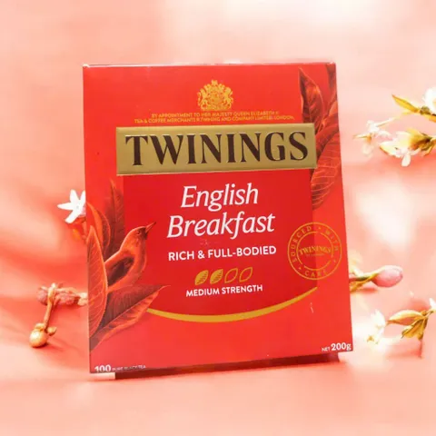 Trà Đen Twinings English Breakfast - Hộp 100 Gói Trà Đậm Vị, Thức Uống Dễ Uống, Trà Anh Quốc Tươi Mới và Năng Lượng