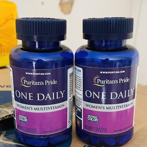 Viên uống vitamin tổng hợp nữ One Daily - Puritan's Pride 100 viên, hỗ trợ sức khỏe và sắc đẹp phái nữ yêu cầu.
