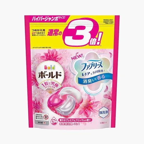 Viên Giặt Xả Gelball 4D P&G - Hương Oải Hương & Mẫu Đơn, 4 Trong 1, Kháng Khuẩn, Phù Hợp Với Máy Giặt, Túi 33 Viên, Nhật Bản