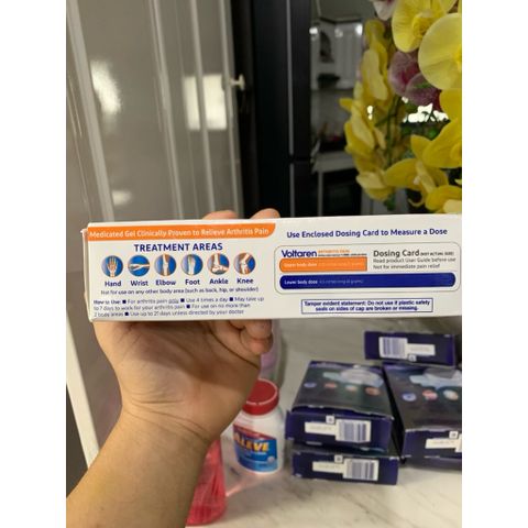 Gel Xoa bóp Giảm Đau Voltaren Emulgel - Gel Chăm Sóc Cơ Thể Hiệu Quả, Giảm Nhức Mỏi Tay Chân, 50g và 100g