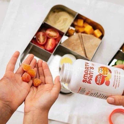 Kẹo Dẻo Smarty Pants Vitamin Tổng Hợp Giúp Trẻ Thông Minh 180 Viên ( Omega _ D3_B12) date 11/26
