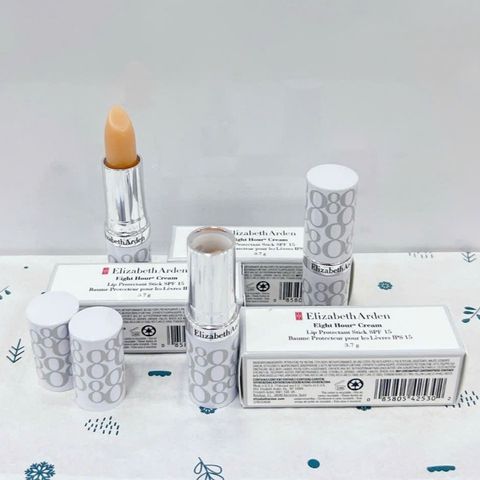 Son Dưỡng Môi Elizabeth Arden Eight Hour Lip Protectant Stick SPF15 3.7ml - Dưỡng Ẩm, Bảo Vệ Chống Nắng, Giúp Môi Mềm Mượt