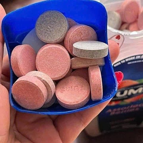 Viên ngậm Hỗ trợ đau dạ dày Tums 200 viên, giảm ợ nóng, khó tiêu - Dâu