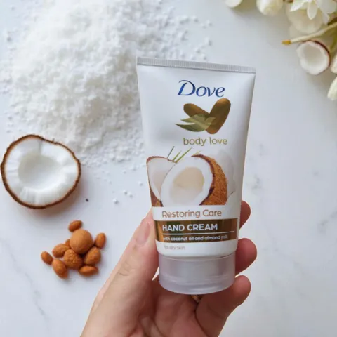 Kem Dưỡng Tay Dove Restoring Ritual 75ml - Dưỡng Ẩm, Giúp Da Mềm Mại với Dầu Dừa và Sữa Hạnh Nhân, Hương Thơm Dễ Chịu