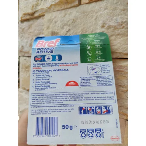 Viên xả toilet Bref Power - Combo hương dễ chịu từ Úc, kháng khuẩn, làm sạch bồn cầu, giữ nhà vệ sinh thơm tho, sạch sẽ.