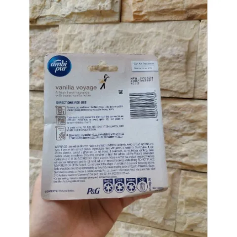Tinh dầu thơm ô tô Ambi Pur 7.5ml thiết kế sang trọng, lưu hương lâu, khử mùi hiệu quả, dùng được cho mọi loại xe