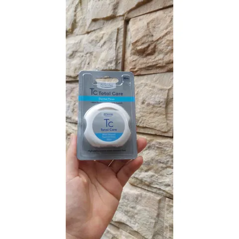 Chỉ Tơ Làm Sạch Kẽ Răng All Smiles Total Care 50m - Vệ Sinh Răng Miệng Hiệu Quả, Giữ Nụ Cười Tỏa Sáng và Hơi Thở Thơm Mát