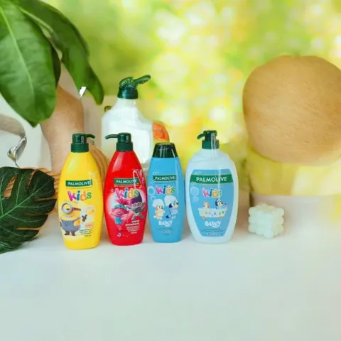 Sữa tắm, dầu gỗi dầu xả  3 in  1 palmpolive kid Úc  Dịu nhẹ