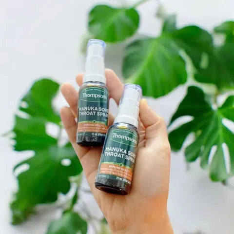 Xịt Họng Thompson’s Manuka 25ml Chính Hãng Úc - Sát Khuẩn, Giảm Đau Họng, Làm Dịu Ho Tự Nhiên Với Mật Ong Manuka
