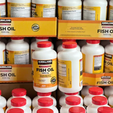 Viên uống Dầu cá Kirkland Signature 1000mg, 400 viên - Hỗ trợ sức khỏe tim mạch, chứa Omega-3 EPA & DHA từ cá sâu biển Mỹ