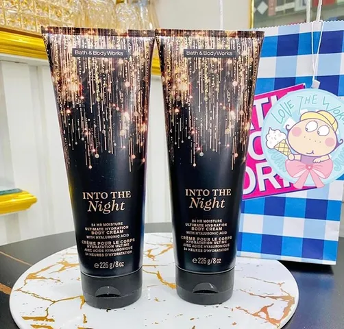Kem Dưỡng Thể Bath & Body Works Into The Night 226g – quyến rũ, dưỡng sâu
