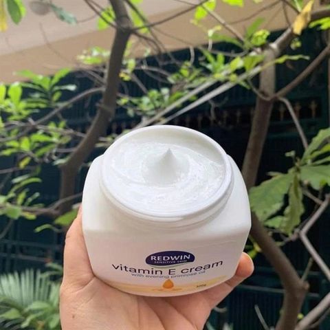 Hũ Kem Dưỡng Da Redwin Vitamin E 300ml - Kem Dưỡng Ẩm Da Mặt và Cơ Thể Chất Lượng  Phục Hồi Độ Ẩm, Chăm Sóc Da Mềm Mại