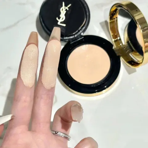 Phấn Nước YSL Cushion Vân Đá Limited 2025 Tone B10 - Trang Điểm Mịn màng, Che Phủ Tự Nhiên, Kết Cấu Nhẹ Nhàng